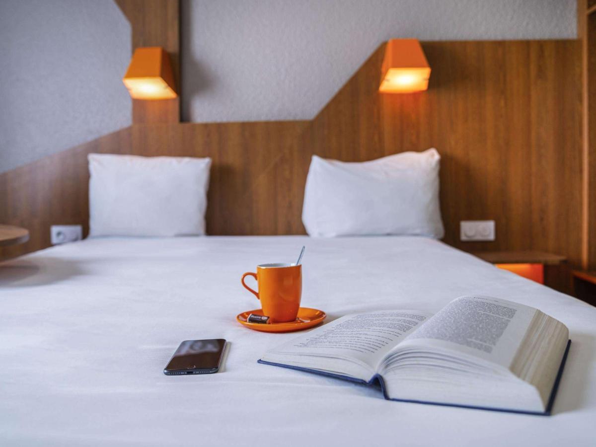 Hotel Ibis Styles Gien Exterior foto