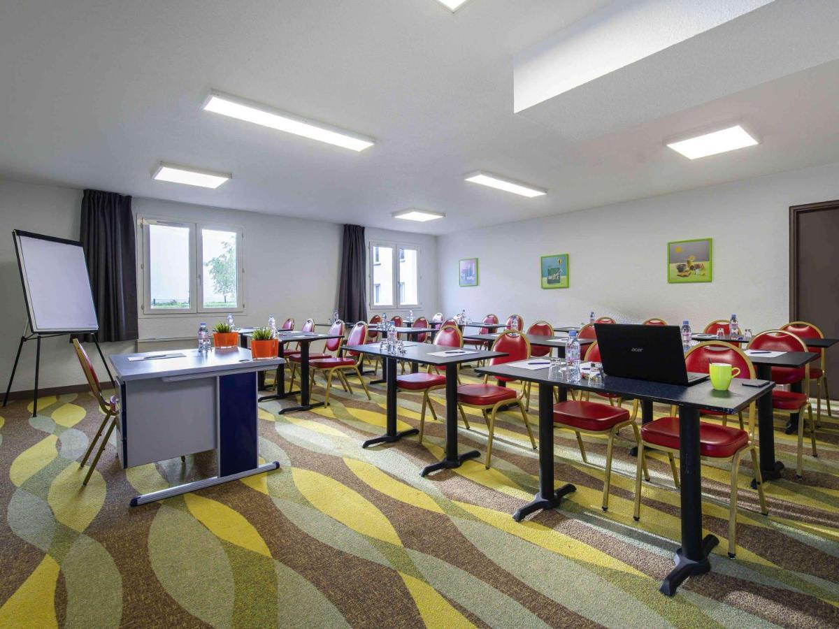 Hotel Ibis Styles Gien Exterior foto